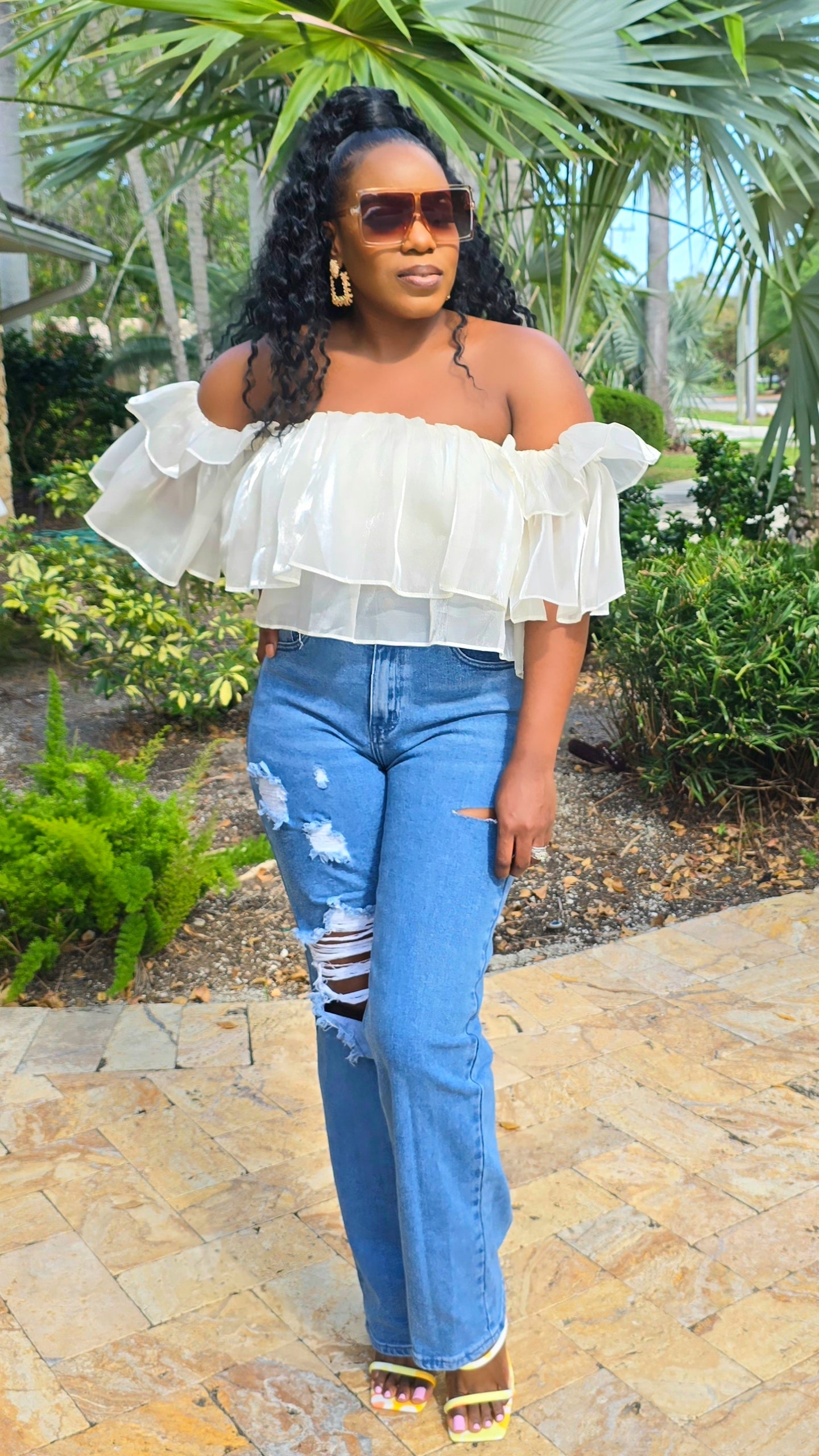 LOVE IS IN THE DETAILS TOP - CREAM